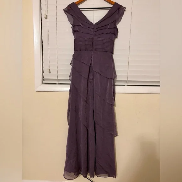Adrianna Papell sleeveless Dress pale
purple Size 6 - Picture 2 of 14